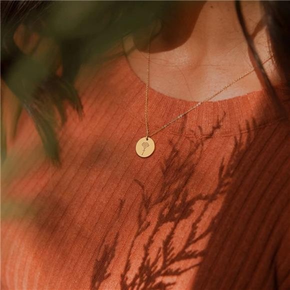 MEVECCO Birth Flower Necklace 18k Gold Custom Floral Pendant Necklaces - Picture 4 of 7